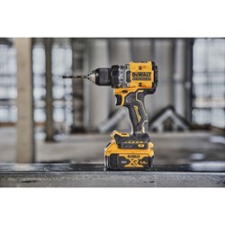 Дрель-шуруповерт DeWALT аккумуляторная DCD800P2T-QW - фото 127535