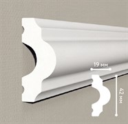 Молдинг СОЛИД настенно-потолочный, ударопрочный UHD02/42, белый, L2.0м/TM Unica/18